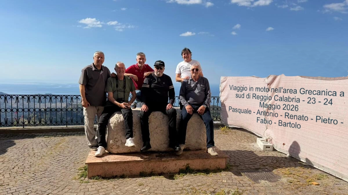 L’area Grecanica della Calabria Itinerario in moto nell’Area Grecanica della Calabria: Pentidattilo, Bova, Roghudi e Gallicianò, Amendolea.